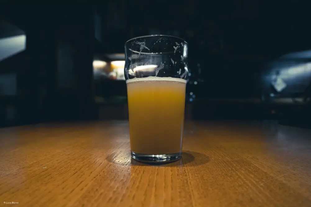 Bicchiere birra artigianale pensiero